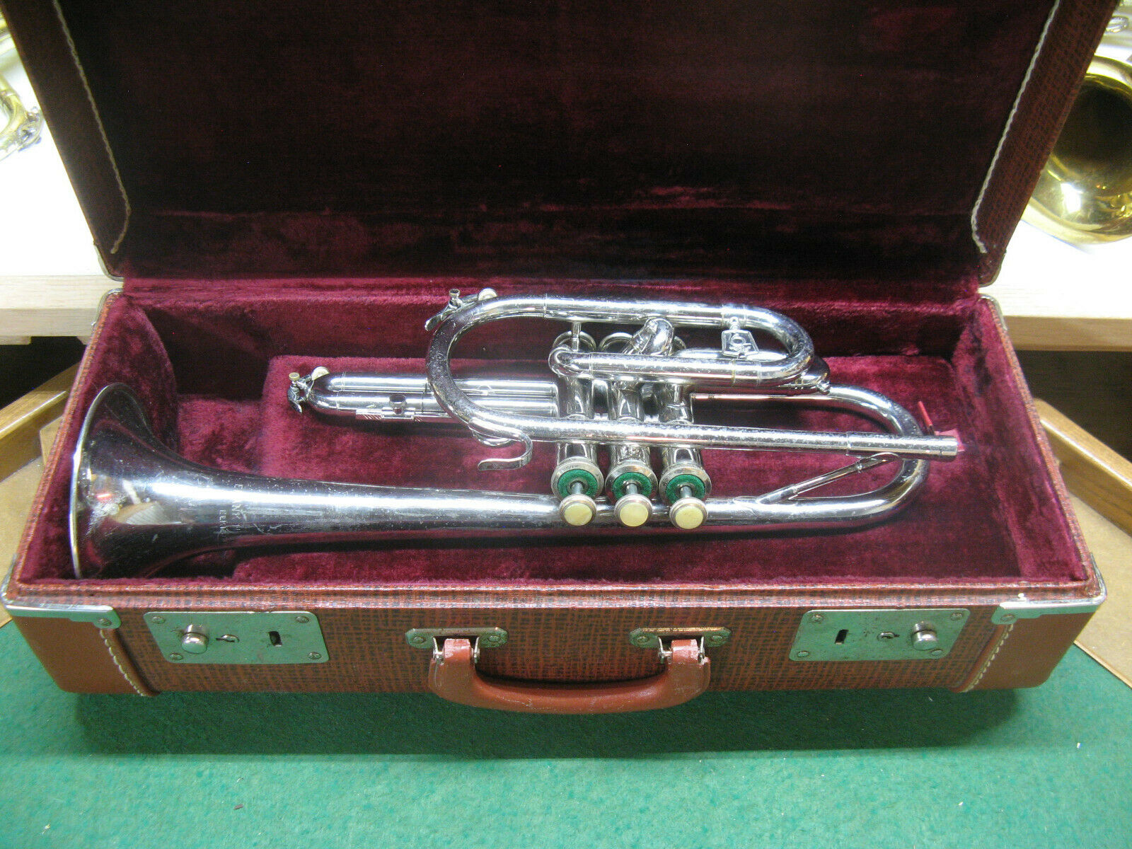 Holton C401 Cornet Nickle Silver - Refurbished -  Case And Bach 5b Mouthpiece